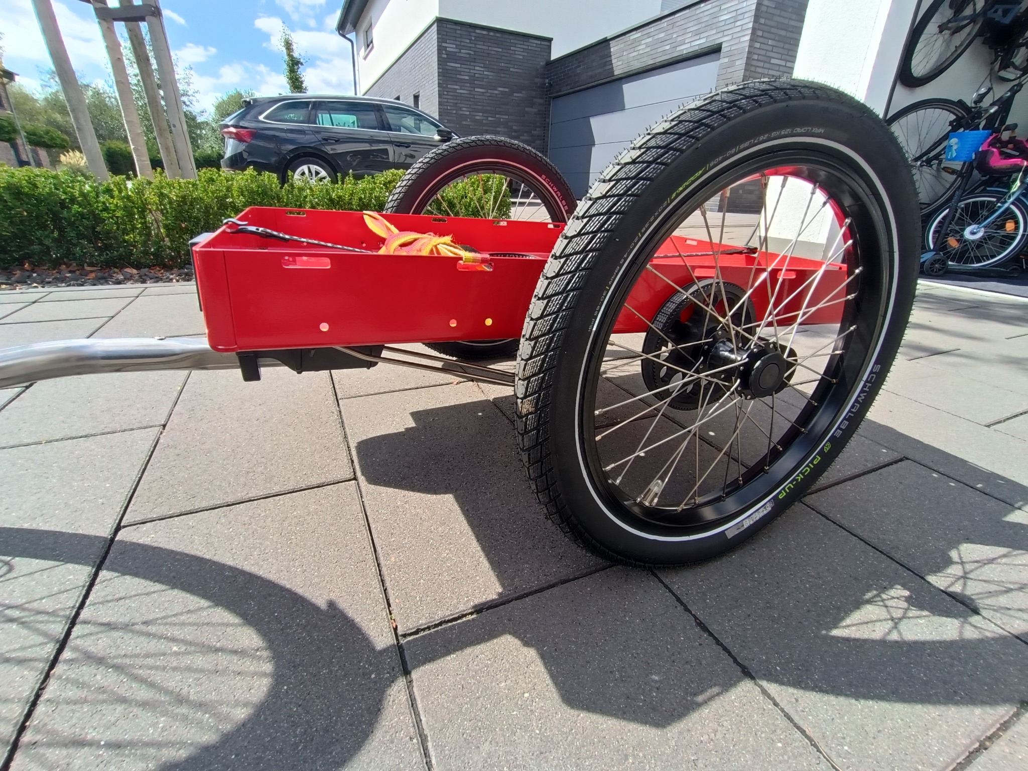 Elektrisch unterstützter Hinterher HXXL Lastenanhänger mit TailDrive Motor